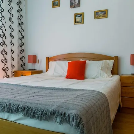 Apartment In Downtown Near Metro Station *